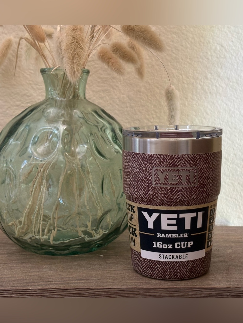 Yeti Stackable Rambler Cup 16 oz Riverhead Red Chevron w/Matching Magslider